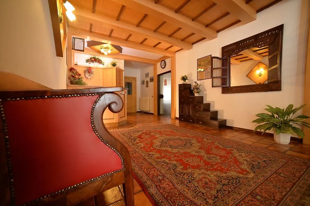 Hotel Dalla Serra-1